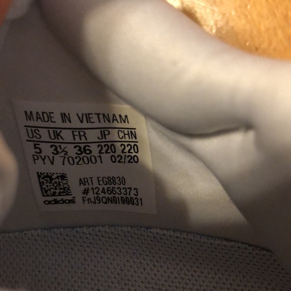 white Adidas Torsion🤍 - Picture 7 of 9